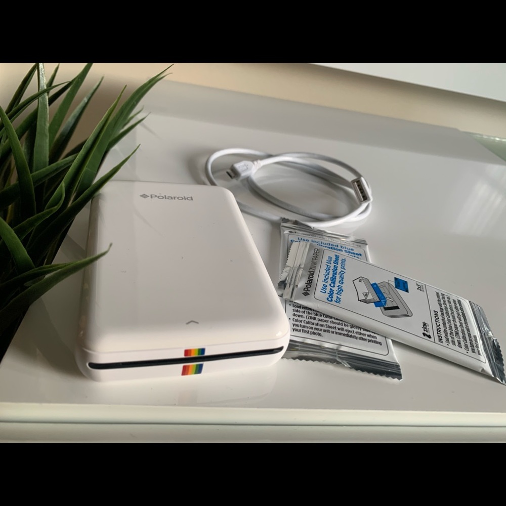 Polaroid Zip wireless mobile photo mini printer